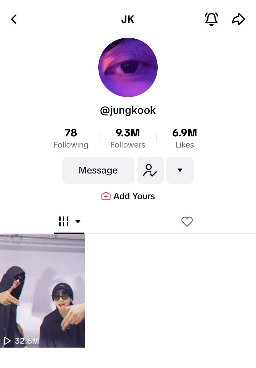 Jungkook updated his username on tiktok to @jungkook - 160823