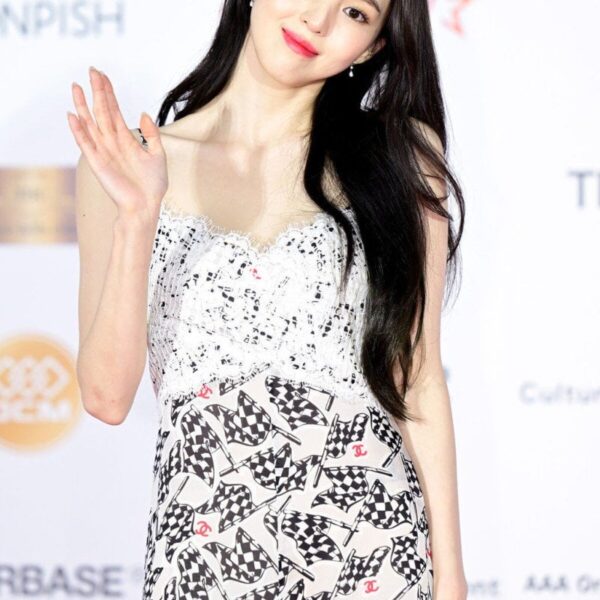 [OSEN] Actress Han Sohee will be the main character of the music video for BTS member Jungkook’s solo song - 010723