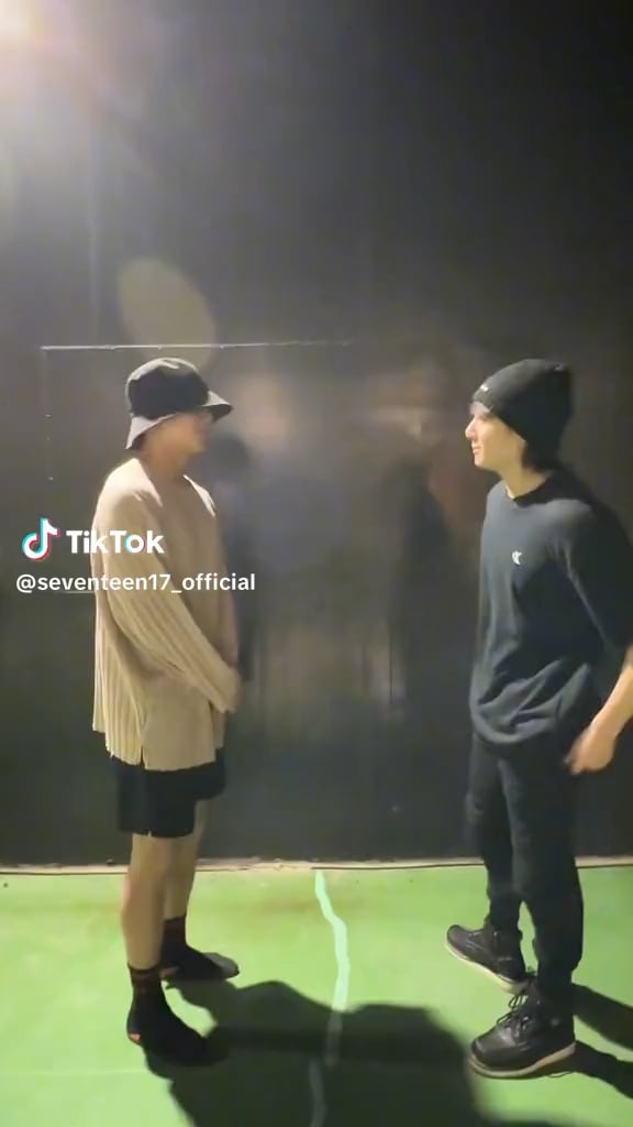 [SVT TikTok] Mingyu and Jungkook (aka 97-line besties) doing the “SUPER” dance challenge - 090623
