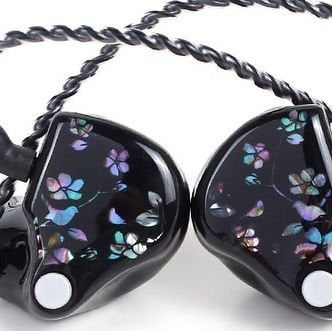 230814 Soundcat Custom Gallery, customized in ear monitors for Yoongi.