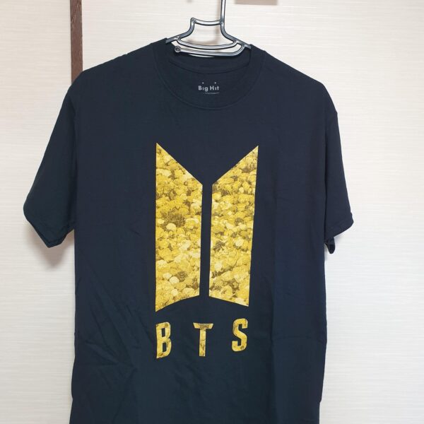 [WTS] [Japan/WW] Love Yourself Speak Yourself Tour Tshirts and Joggers