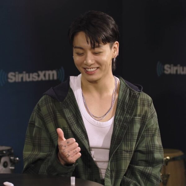 231004 SiriusXM: Jungkook stopped by and chatted with Michael Tam about all things 3D, teased GOLDEN, and more — all while building a 3D 🐰 Interview coming soon!