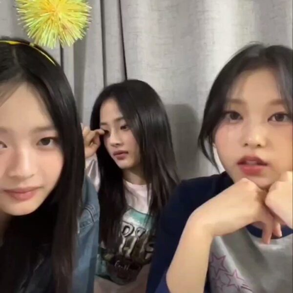 231012 NewJeans Minji, Hanni & Haerin singing “3D” by Jungkook on live!