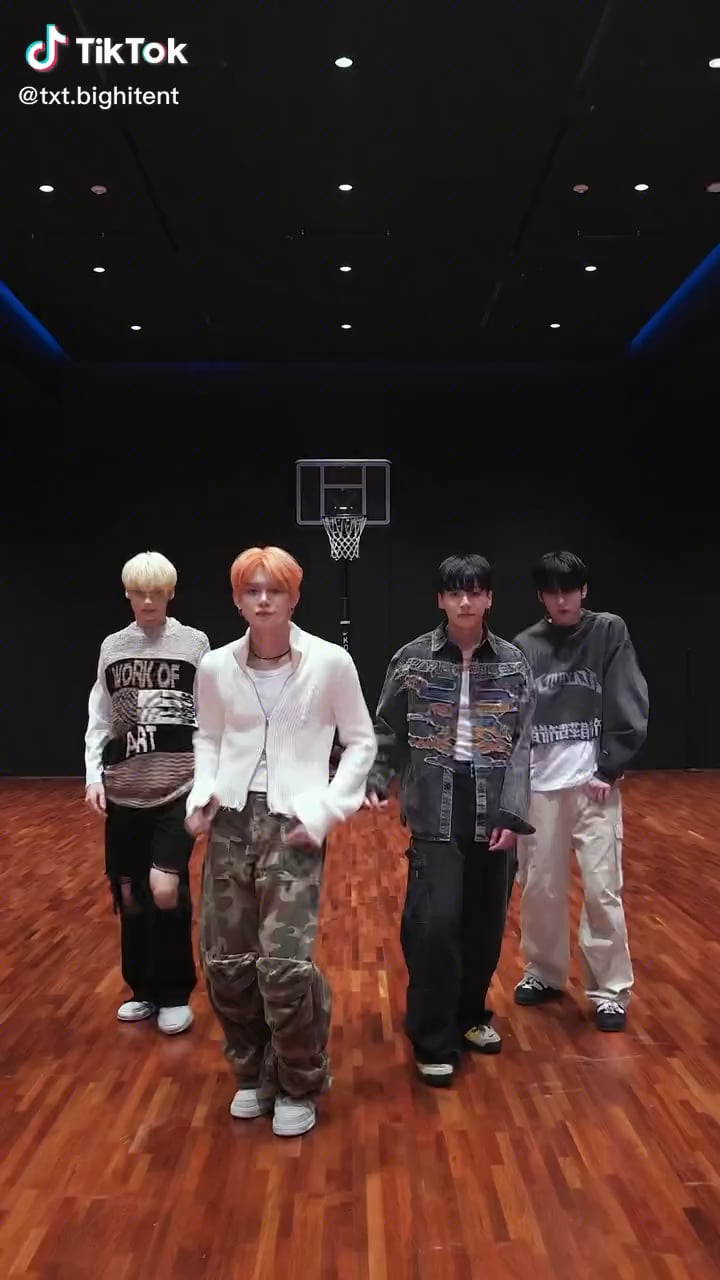 TXT Soobin, Yeonjun & Hueningkai with Jungkook on TikTok: ‘Chasing That Feeling’ Dance Challenge - 141023