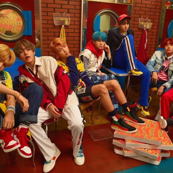 231129 "DNA" has surpassed 600 million streams on Spotify, BTS’ 9th song to achieve this.