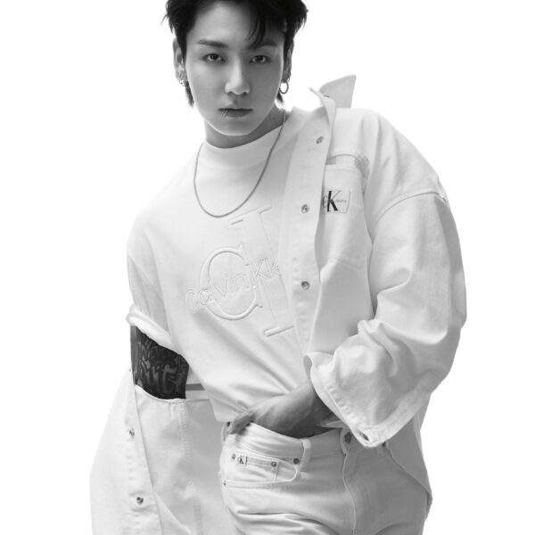 Calvin Klein Twitter with Jungkook (2) - 170224