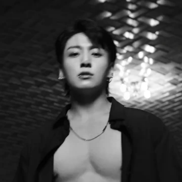 Calvin Klein Twitter with Jungkook (video) 160224