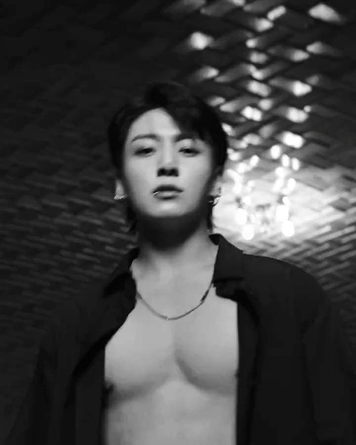 Calvin Klein Twitter with Jungkook (video) 160224