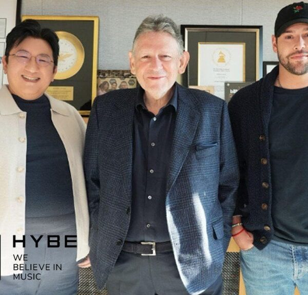 240326 Deadline: HYBE, K-Pop Home To BTS, Expands Deal With Universal Music Group