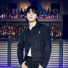Jimin's "Like Crazy" is now the longest charting song of all-time for a Kpop soloist on Spotify Global (357 days and still charting) - 180324