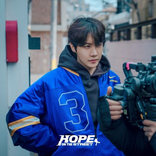 240328 <HOPE ON THE STREET> Official Photo EP.1