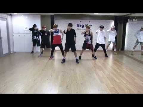 [CHOREOGRAPHY] BTS (방탄소년단) 'Danger' dance practice - 240814