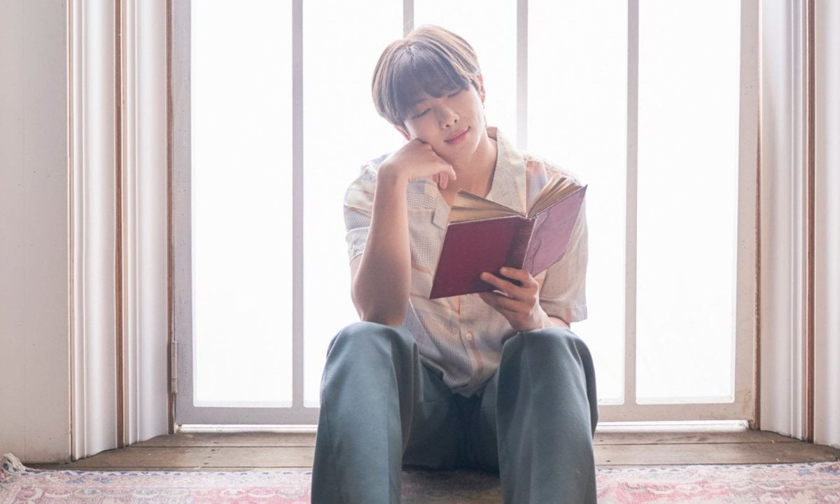 240513 r/bangtan Books with Luv: “The Midnight Library” Has Me Questioning My Life Choices So Let’s Talk About That Next Week