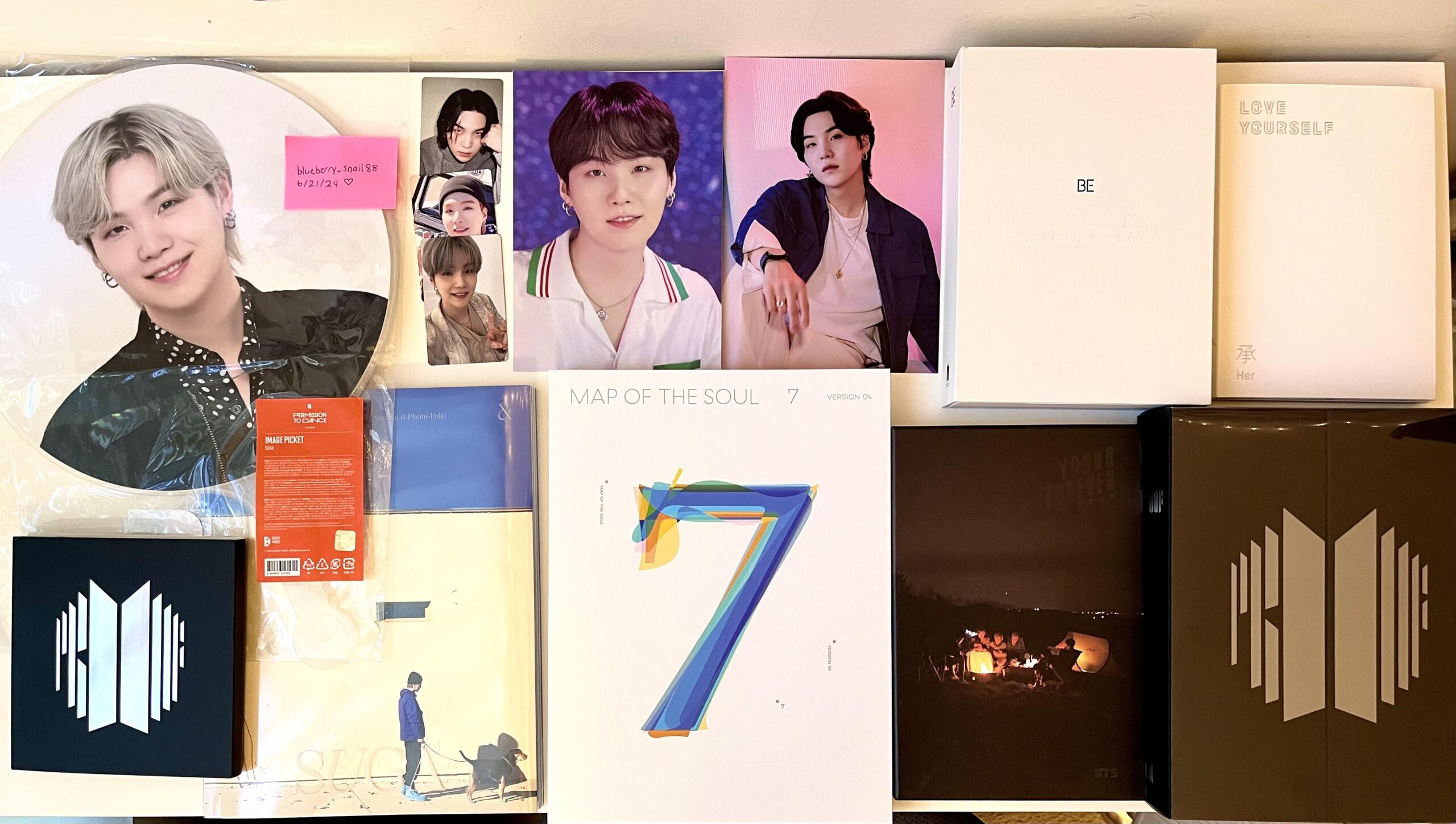 [WTS][USA] BTS Albums, PCs, Postcards, Suga Photobook, Suga Picket