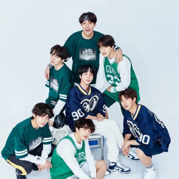 [FESTA Vault] BTS 2018 Family Photos 1&2 - 080618