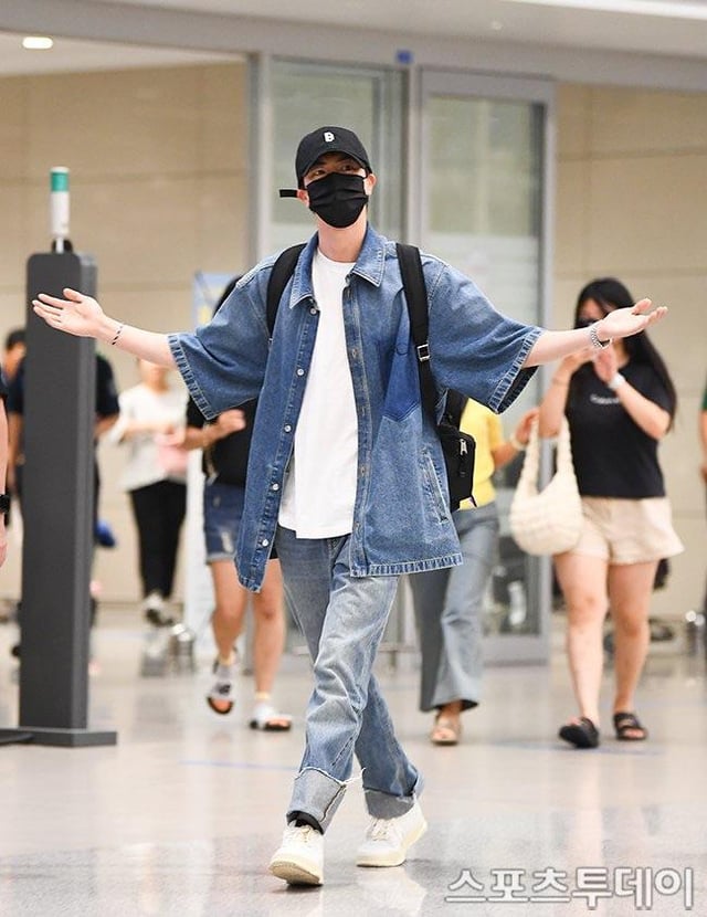 [KMedia] Jin’s arrival in Seoul - 160724