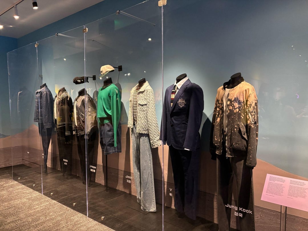 [THR] Outfits worn by BTS in the "Yet to Come" music video are on display at the new Grammy Museum Hybe exhibit - 030824